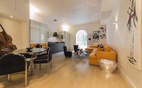 Luxury Apartment - Broletto 39